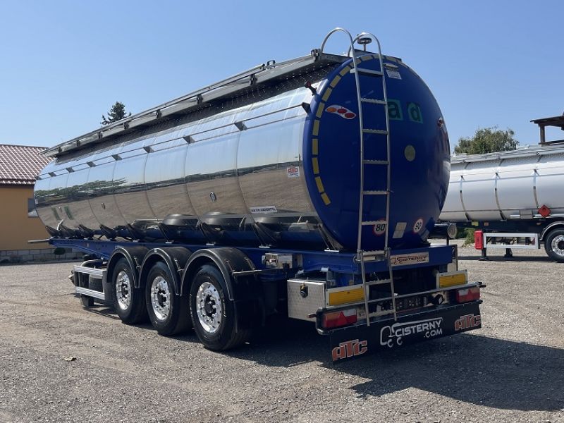 Cisterna na potraviny 08-2011 po opravě