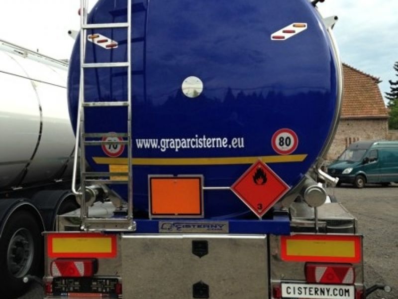 Tlaková cisterna na potraviny s výbavou ADR A3 LGBF